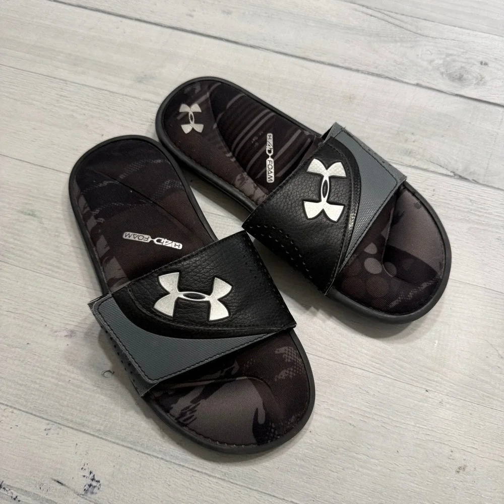 Under armour black and grey slides sandals big‎ kids size 4